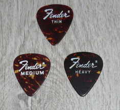 Set 3 pene /pana chitara Fender,medium thin,heavy foto