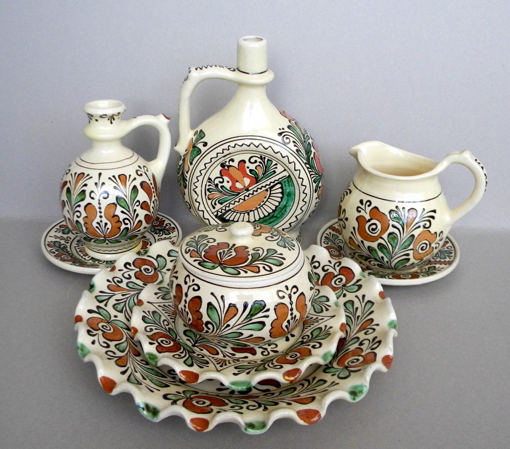 Set 8 vase ceramica originala Corund pictate manual, arta populara  traditionala | Okazii.ro