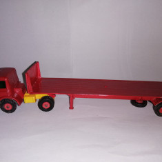 bnk jc Matchbox K20 Tractor Transporter