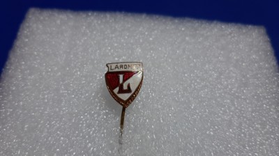 insigna Laromet Buc. foto