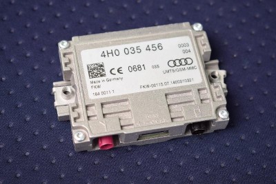 Amplificator de antena VW PASSAT Variant B8 3G5 2015 OEM: 4H0035456 2460019 foto