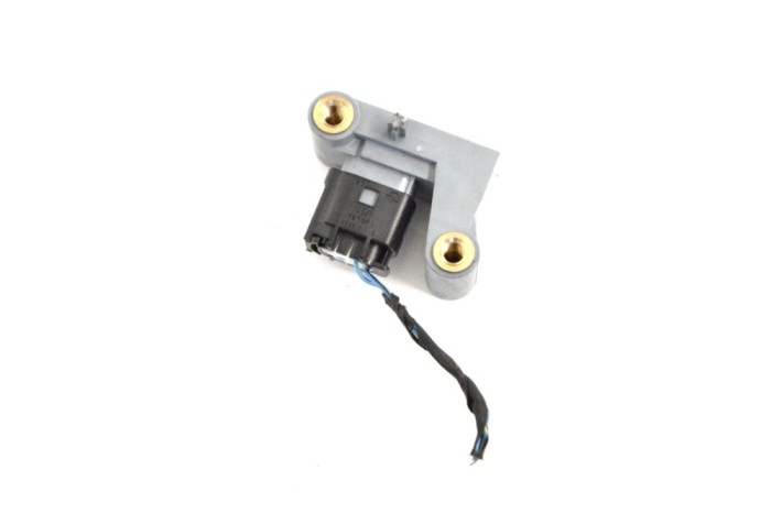 Senzor de impact dreapta față BMW 5 F10 2011 OEM: 9159314 13558414