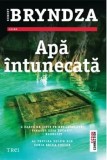 Apa intunecata/Robert Bryndza