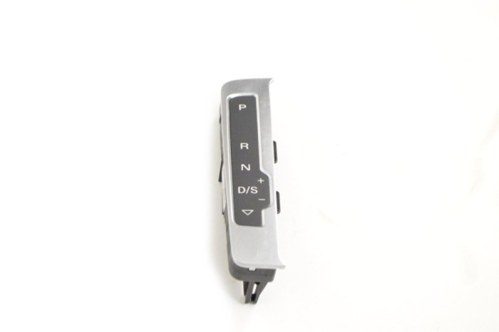 Alt modul de control AUDI A5 8T3 2013 OEM: 8R17134633Q7 11787717