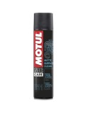 Motul E11 Matte Surface Clean - Spray Curatare Plastice Mate, 400ml, Protectie UV