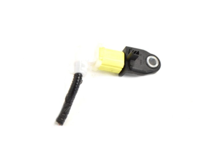 Senzor de impact dreapta spate TOYOTA COROLLA Hatchback _E21_ 2021 OEM: 89831-02320 13682682