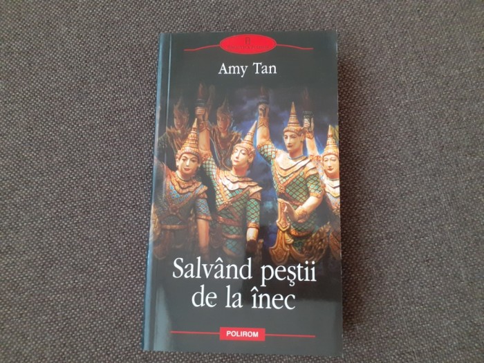 AMY TAN SALVAND PESTII DE LA INEC