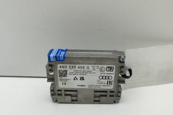 Amplificator de antena PORSCHE CAYENNE 9Y0/9Y3 2023 OEM: 4N0035456G | 29179010