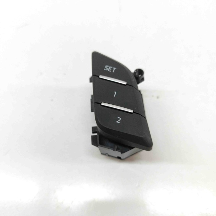 Buton de control scaun dreapta AUDI Q7 4M 2020 OEM: 4M0959770A | 31968852