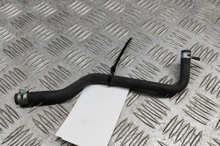 Furtun de lichid de răcire TOYOTA RAV 4 IV _A4_ 2015 OEM: 16261-36050 28221602