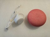 Boxă Inteligentă Google Home Mini (H0A) Coral &ndash; Asistent Vocal, Wi-Fi, Bluetooth
