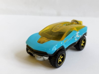 bnk jc Hot Wheels 2020 Geoterra 102/250 foto