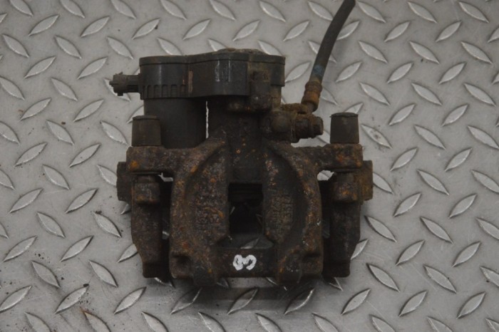 Etrier de fr&acirc;nă dreapta spate SUBARU OUTBACK BS 2015 OEM: 26620AL020 21645333