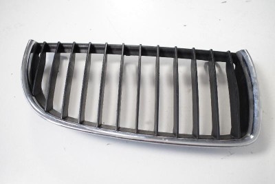 Grila dreapta față BMW 3 E90 2008 OEM: 7120008 3668446 foto