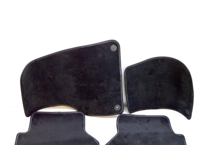 Set covorașe AUDI A6 4A2, C8 2020 OEM: 4K0864450,4K2863691 | 13120668