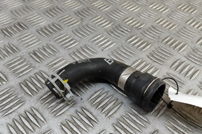 Furtun de lichid de răcire AUDI E-TRON GT 2023 OEM: 9J1121545A 31457077
