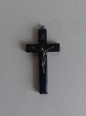 CRUCIFIX DIN LEMN DE MASLIN SI BRONZ foto