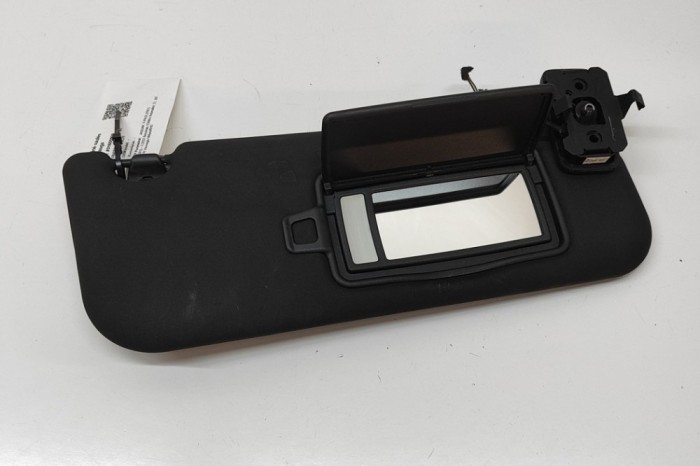 Parasolar dreapta JAGUAR F-PACE X761 2022 OEM: T4A1-0541-PVJ | 31655933
