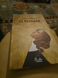 O femeie - P&eacute;ter Esterh&aacute;zy