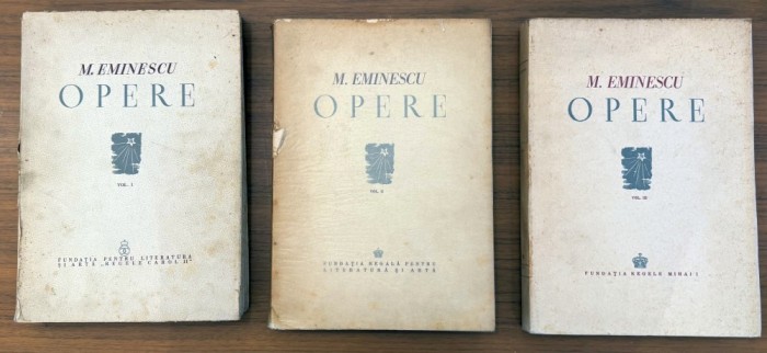 &rdquo;Poesii&rdquo;, Opere de Mihai Eminescu, ediție &icirc;ngrijită de Perpessicius, trei volume, București, 1939