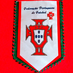 Fanion + insigna fotbal - Federatia de Fotbal din PORTUGALIA