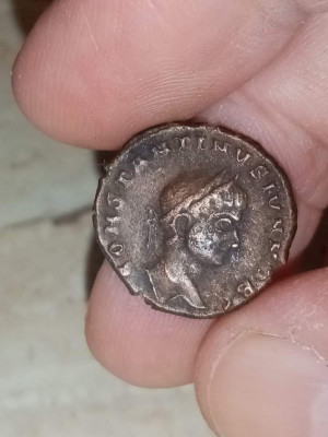 Moneda autentică Imperiul roman, follis, Constantin II, 337-361 E, bronz foto
