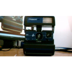 Cauti film polaroid 600 cartus 10 poze original sigilat plus aparat polaroid  636 close up? Vezi oferta pe Okazii.ro