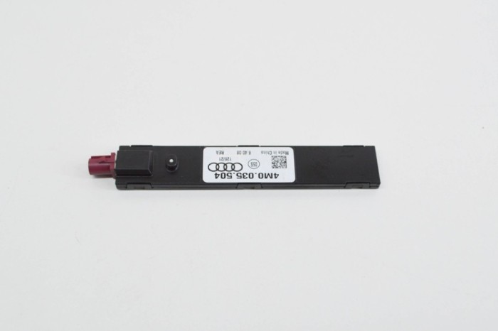 Amplificator de antena AUDI Q8 4MN 2021 OEM: 4M0035504 | 17797710