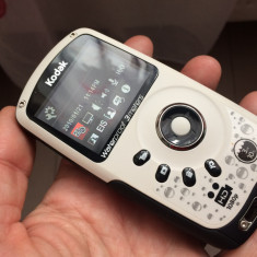 CAMERA WATERPROOF KODAK ZX3 VIDEO PLAY SPORT.CITITI DESCRIEREA CU ATENTIE !