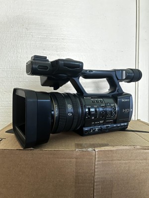 Sony AX2000 camera profesionala foto