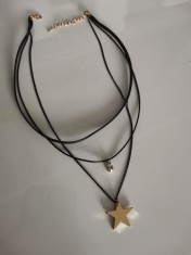 Colier negru cu steluta aurie - lănțișor stea- pandantiv inox si swarovski foto