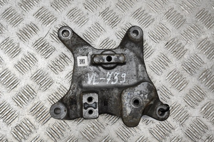 Suport cutie de viteze AUDI Q7 4M 2015 OEM: 4M0399115P | 28263662