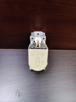 condensator,filtru deparazitare Masina de spalat Slim Whirlpool AWS71400 / C141 foto