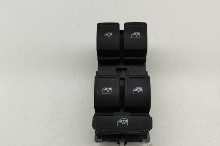 Buton geam ușă dreapta față SKODA KAROQ NU7 2024 OEM: 5Q0959857D | 31847766
