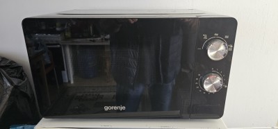 Cuptor microunde GORENJE MO20E1B, 20l, 800W, negru foto