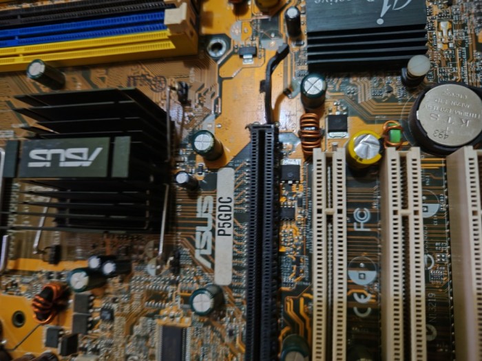 Placa socket 775 Asus P5GDC