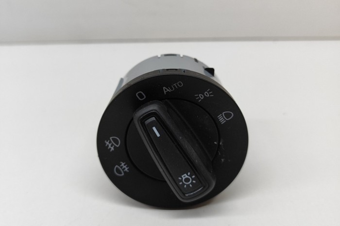 Modul de control comutator faruri SKODA OCTAVIA III Combi 5E5 2018 OEM: 5E0941431D 21901222