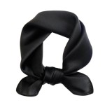 Esarfa patrata neagra din satin