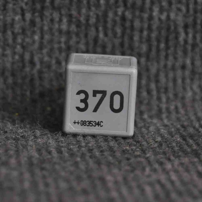 Alt modul de control VW PASSAT B7 362 2010 OEM: 8D0951253 1551495