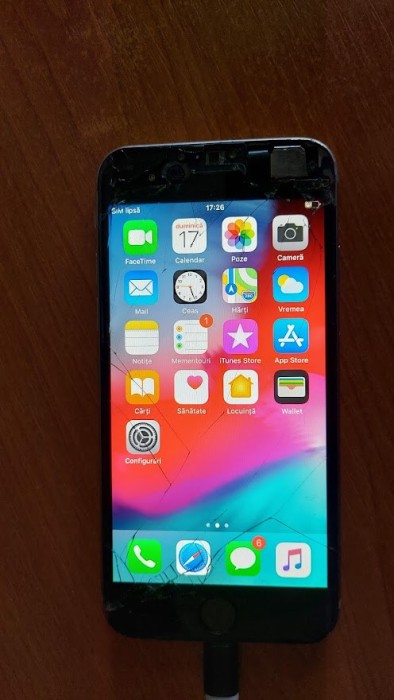 iPhone 6 , DISPLAY SPART, RESTUL FUNCTIONEAZA .