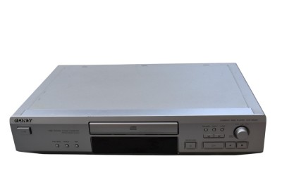 Cd player Sony CDP XE 220 foto