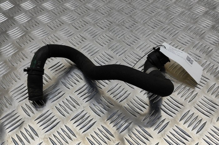 Furtun de lichid de răcire BMW 7 F01, F02 2014 OEM: 9241359 22252757