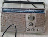 Aparat radio Radiola - Philips D 2604