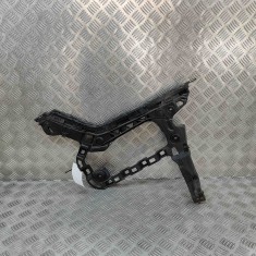 Suport bara de protecție st&acirc;nga spate VW PASSAT Variant B8 3G5 2021 OEM: 3G9807375A,3G0807393 29500134