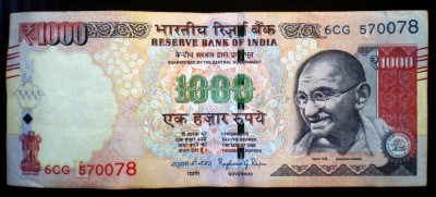 378 INDIA 1000 RUPII RUPEES 2016 SR. 073 foto