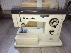 Masina de cusut Sanda fabricata la Cugir anii 80