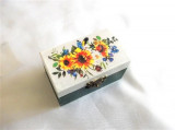 Cutie cu model floral, cutie din lemn decorata 43623