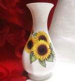 VAZA PORTELAN ENGLEZESC STAFFORDSHIRE FINE BONE CHINA DECOR FLOAREA SOARELUI 14 CM