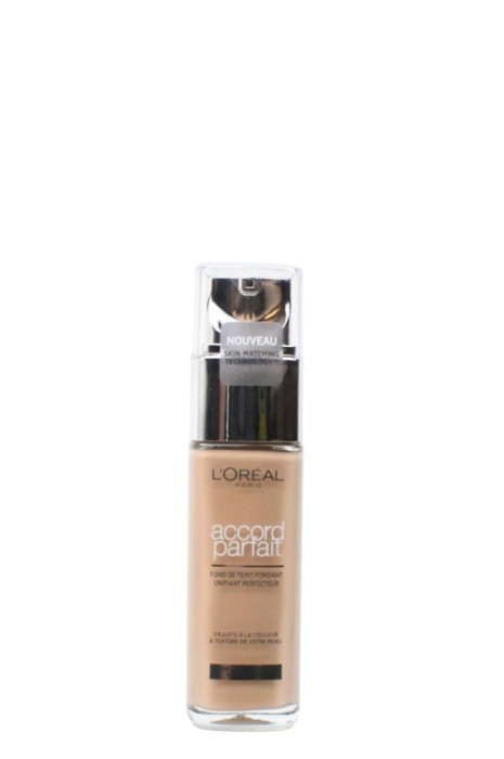 Fond de ten infuzat cu acid hialuronic L&#039;Oreal Paris True Match 5N Neutral 30 ml