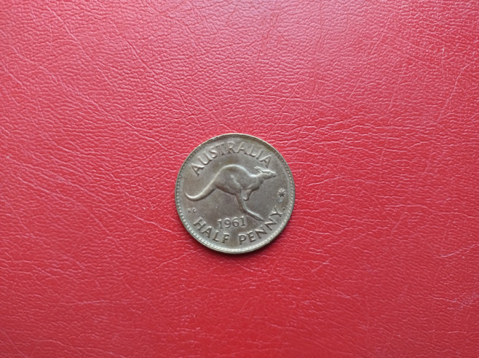 AUSTRALIA - HALF PENNY 1961